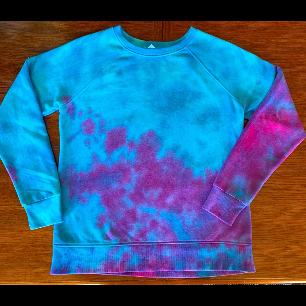 Hand dyed Women’s Small Crewneck Sweatshirt